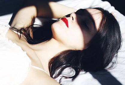 励志网名女生简单气质（女生网名励志唯美简短）