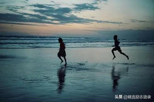 感恩遇见的话语暖心简短（最美的相遇短句）