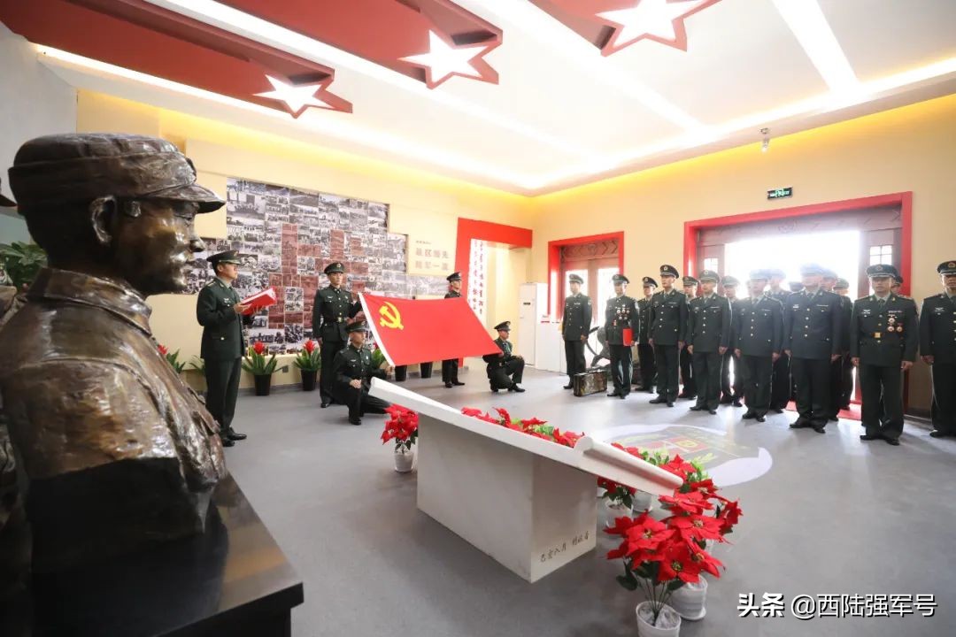 适合集体朗诵的诗歌（适合教师集体朗诵的诗歌）