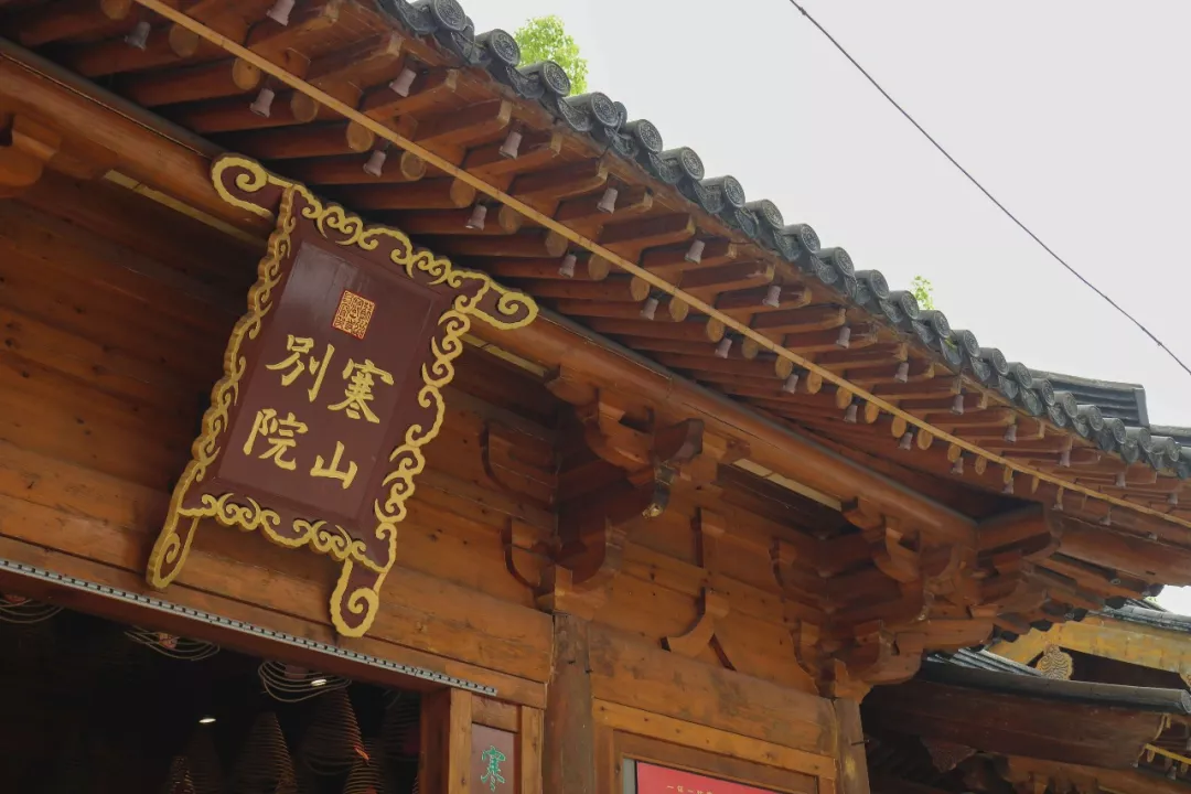 关于名胜古迹的诗句（名胜古迹诗句优美句子）