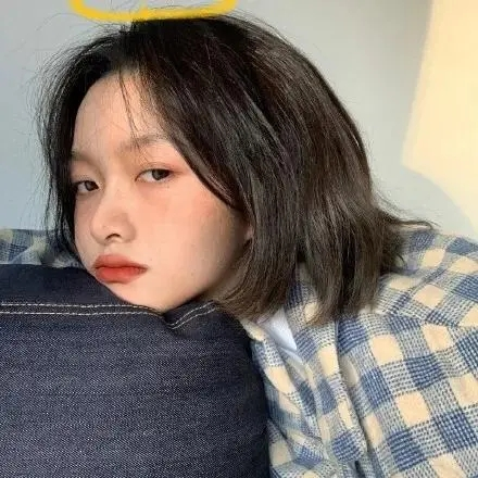 个人说明伤感句子（一个人心累伤感说说）