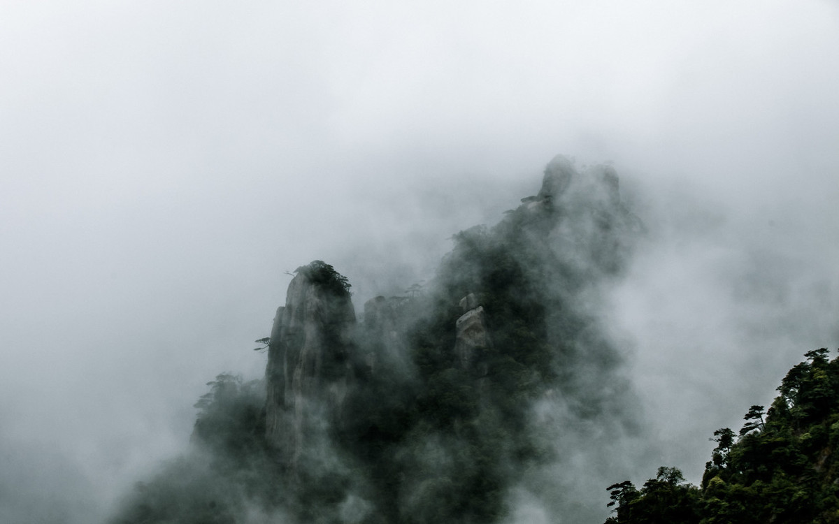 余秋雨山居笔记摘抄赏析（山居笔记优美摘抄）