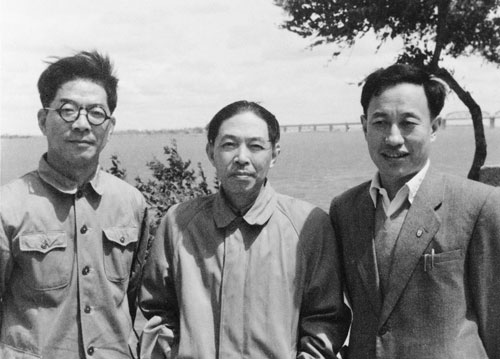 郭小川的诗歌代表作有哪些（郭小川代表作诗歌赏析）