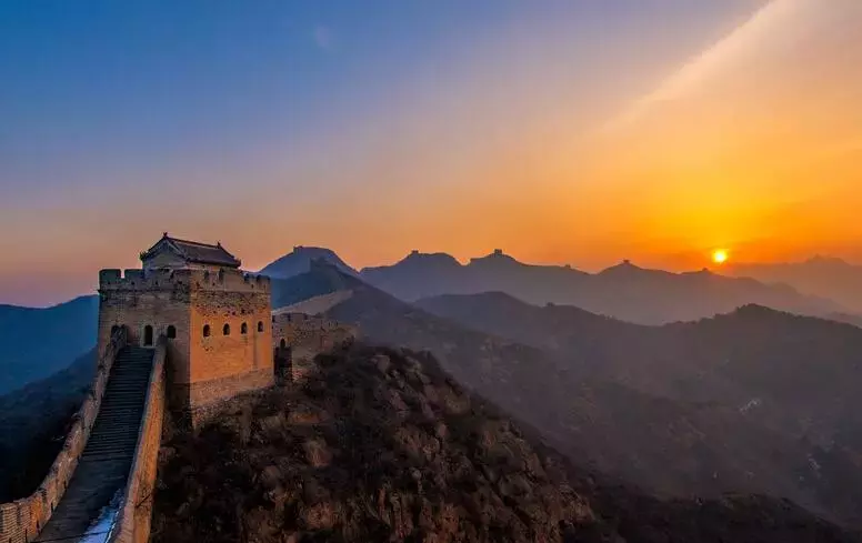 乘胜追击的意思是什么（乘胜追击的意思解释及典故）