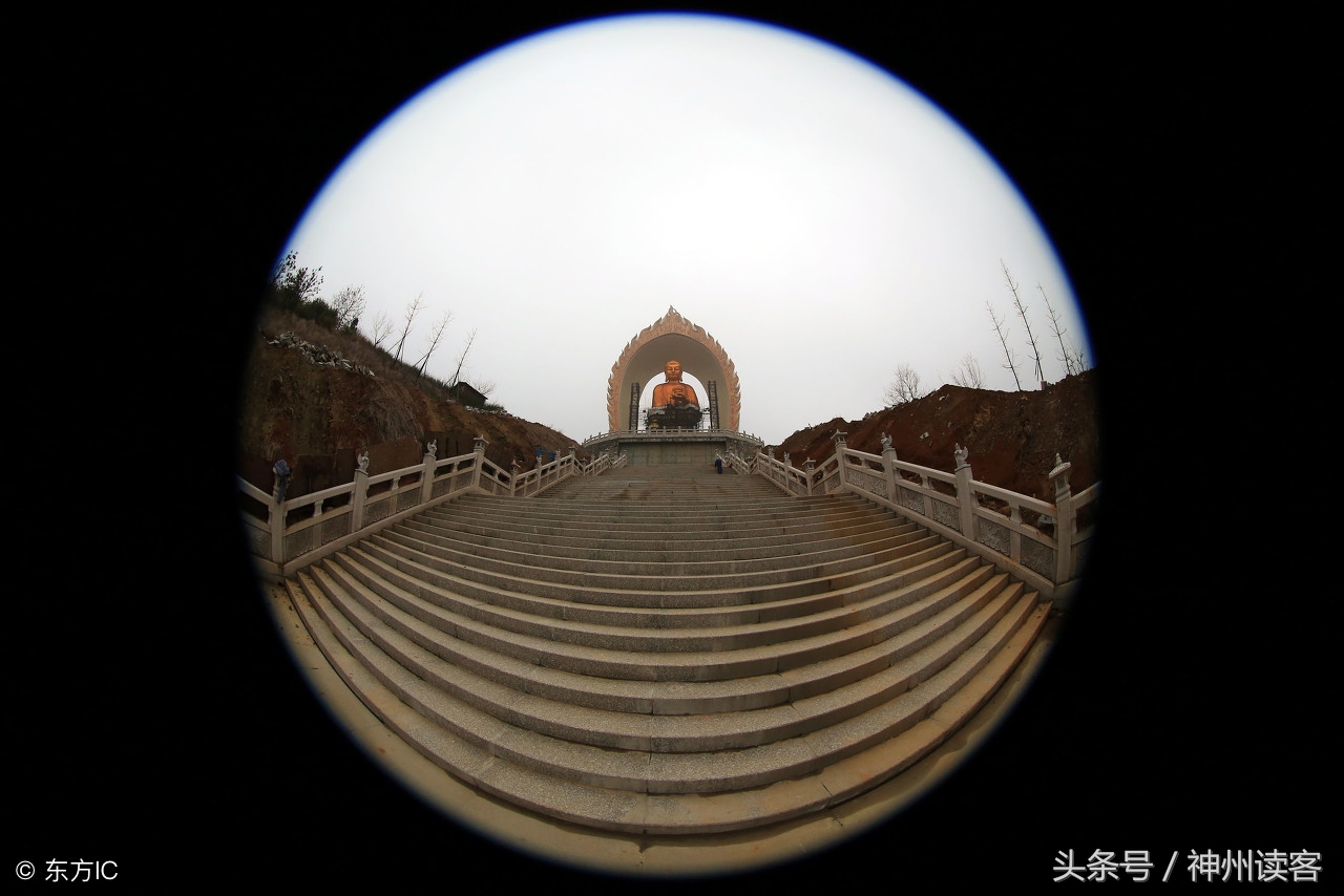 关于中国梦的诗歌有哪些（10首很短的红色爱国诗歌）