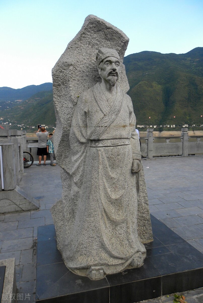 元稹离思五首其四（离思原文翻译赏析）