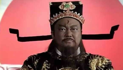 关于包拯的故事（包青天历史故事简短）