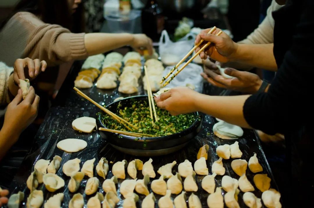 迎新年的优美句子（2022新年贺词简短）