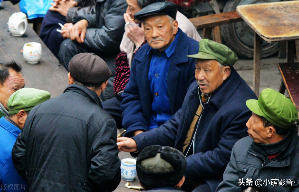 打油诗搞笑幽默风趣（幽默风趣顺口溜打油诗）