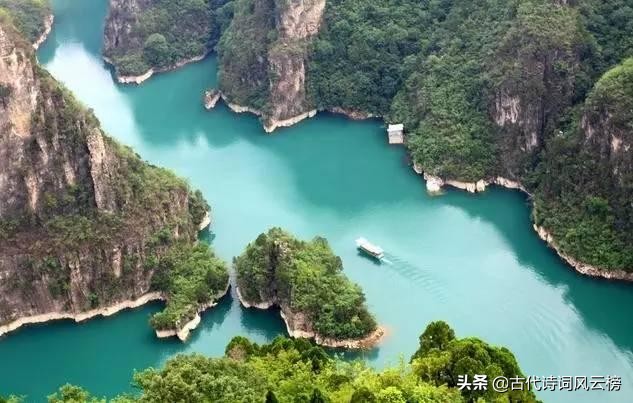 关于长征的诗词（关于红军长征的感悟）