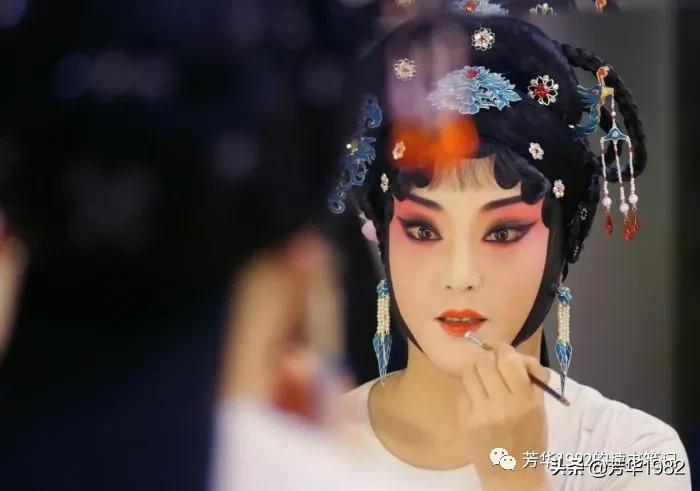 中国戏曲鉴赏论文（戏曲感悟100字）