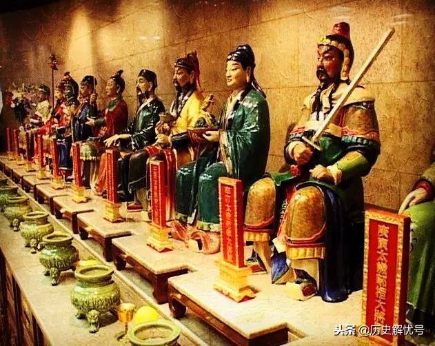 太岁头上动土的意思是什么（ 太岁头上动土的意思解释）