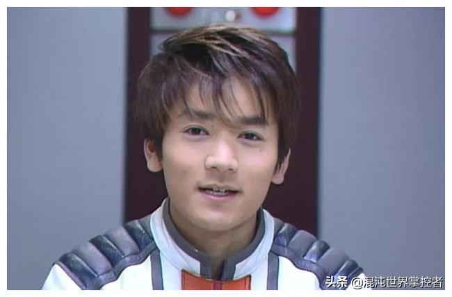 奥特曼经典语录好句子大全（生活就是奥特曼打小怪兽）