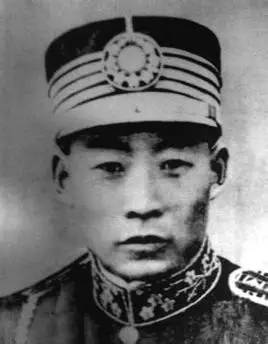 革命烈士的诗歌有哪些（缅怀革命先烈的现代诗歌）