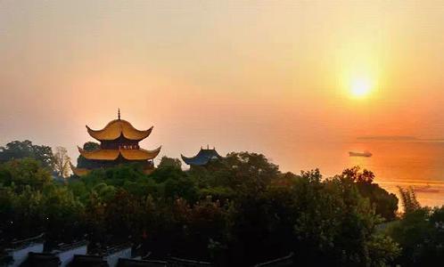 范仲淹岳阳楼记名句（登岳阳楼记原文鉴赏）