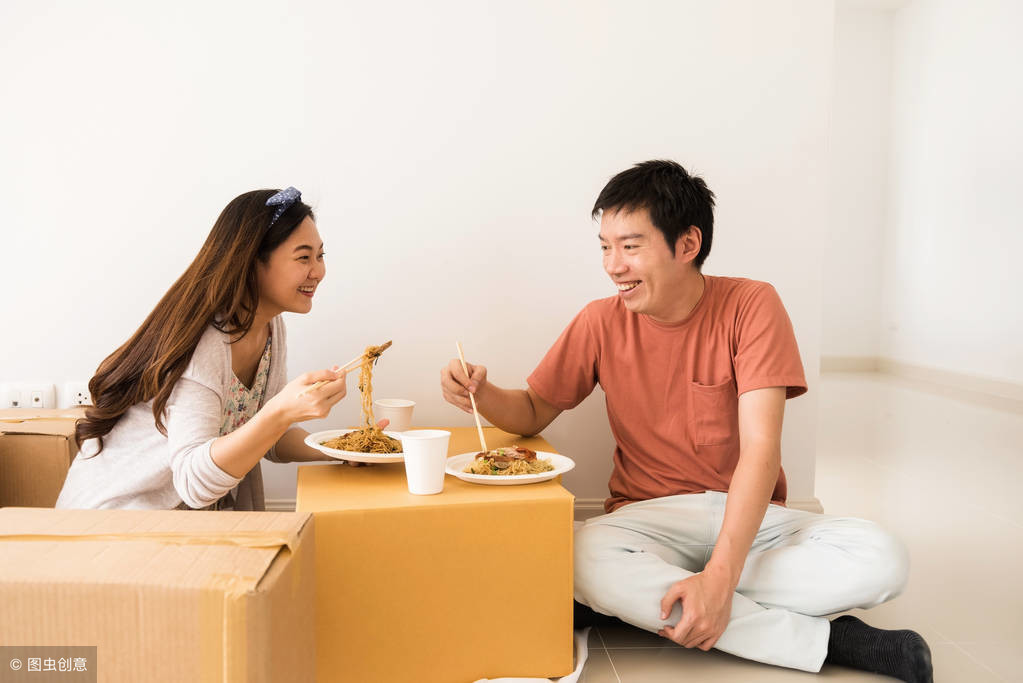 触目惊心是什么意思（触目惊心的成语解释及意思）