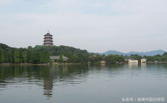 描写西湖的古诗有哪些（赞美西湖美景的诗句大全）