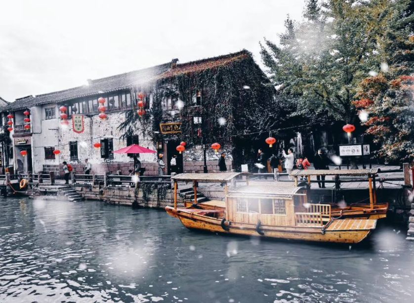 关于雪的现代诗有什么（雪现代诗大全唯美）
