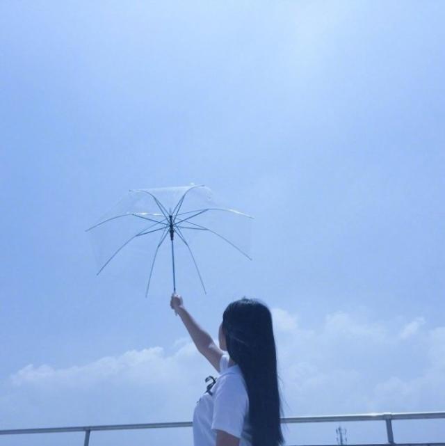 淡淡的女子的经典语录（女人的经典语录短句）