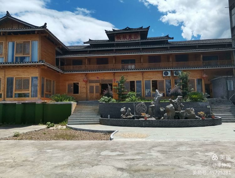 小学生现代诗歌大全（很小学生写的惊艳的现代诗）