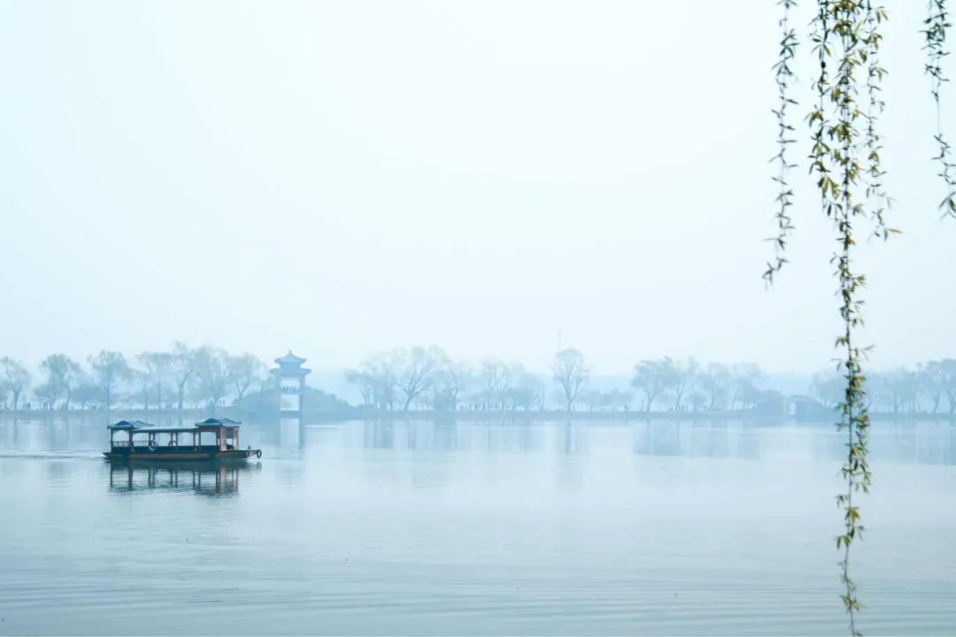 关于雨的诗有哪些（描写雨景的古诗词欣赏）