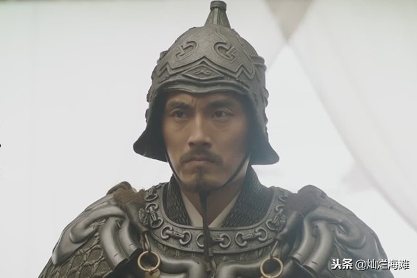 扬威耀武是什么意思（扬威耀武意思及出处）