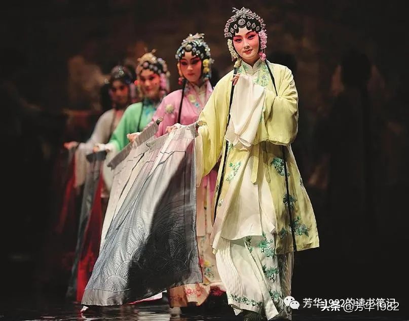 中国戏曲鉴赏论文（戏曲感悟100字）
