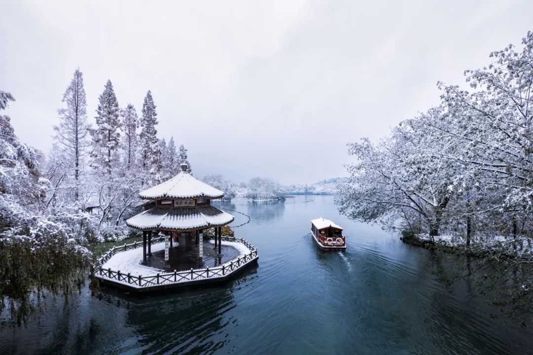 描写冬天的段落美文（描写雪景的优美散文）