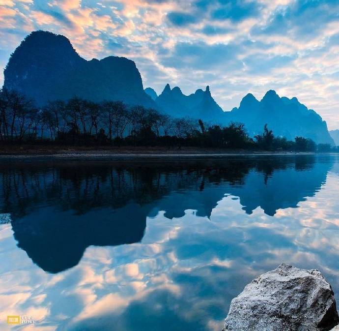 水是眼波横山是眉峰聚什么意思（古诗词全文赏析）
