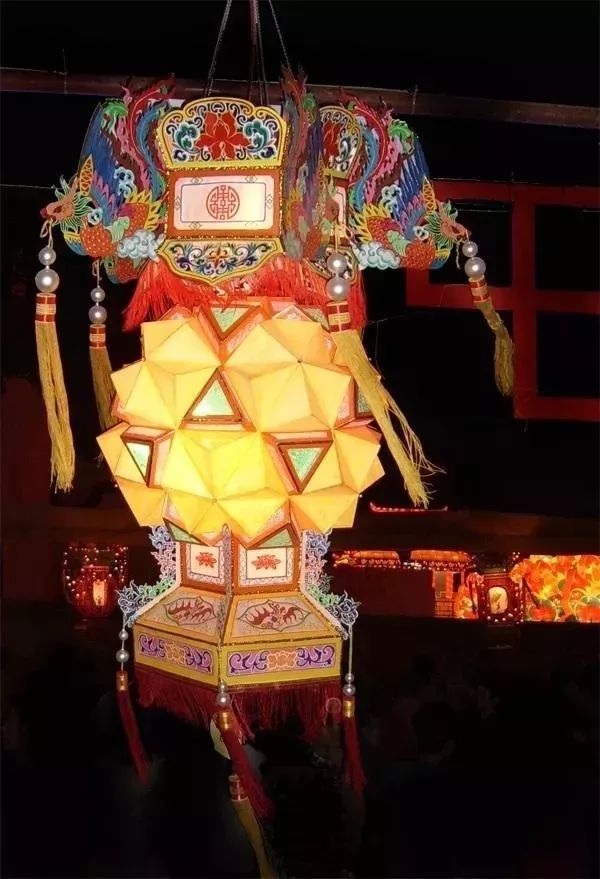 正月十五诗句唯美（最有名的元宵节古诗）
