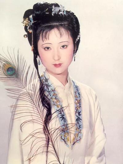 红楼梦好词好句（红楼梦好词好句摘抄及感悟）