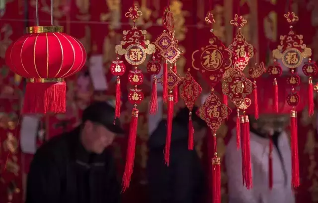 迎春诗句古诗大全（关于迎春的优美词句）