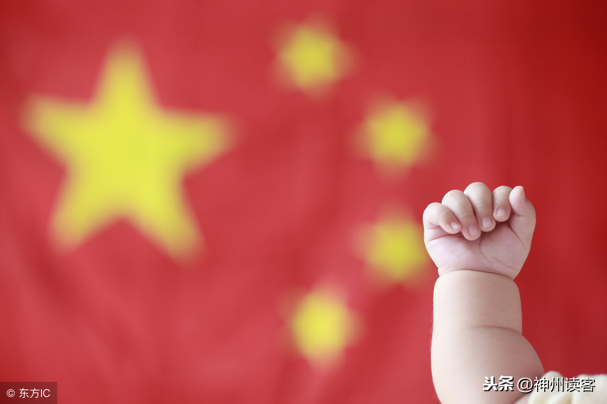 关于中国梦的诗歌有哪些（10首很短的红色爱国诗歌）