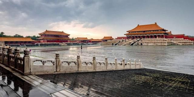 爱国格言和古诗词（和爱国有关的诗）