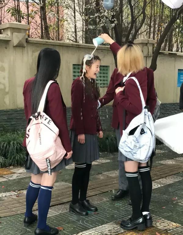 悲伤逆流成河经典语录（悲伤逆流成河好段摘抄）