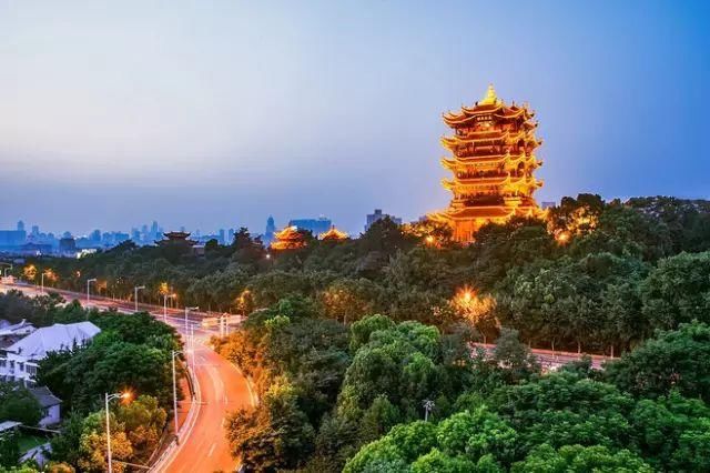 古诗中的名胜古迹（关于中国名胜古迹的名言名句）