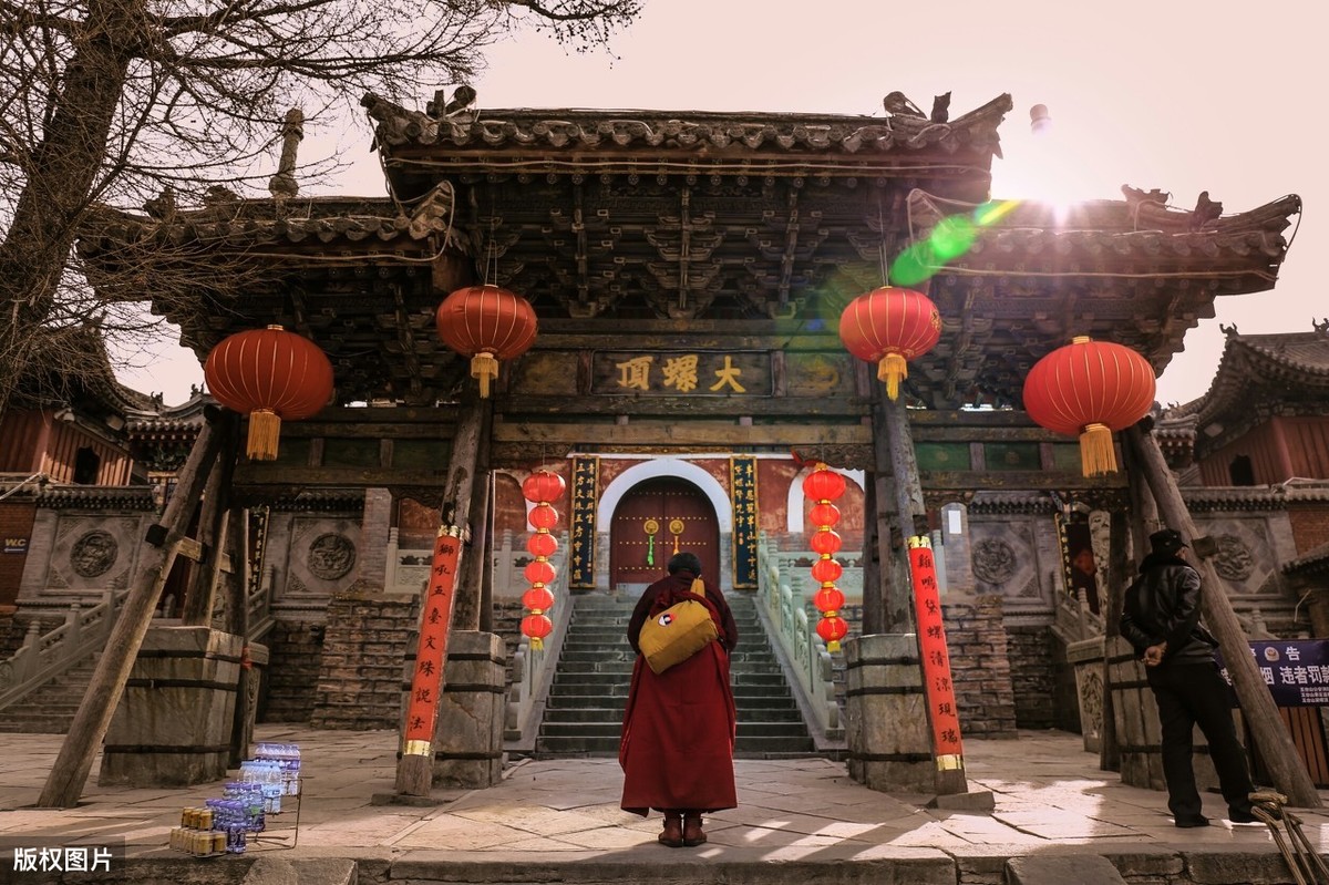 名山大川的诗句有哪些（赞美祖国名山大川的诗句）