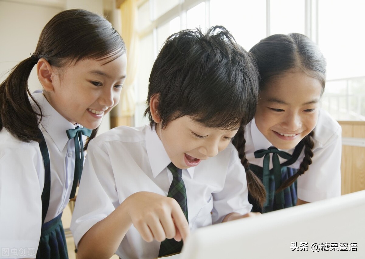 小学生的自我介绍简短（一段漂亮的自我介绍）