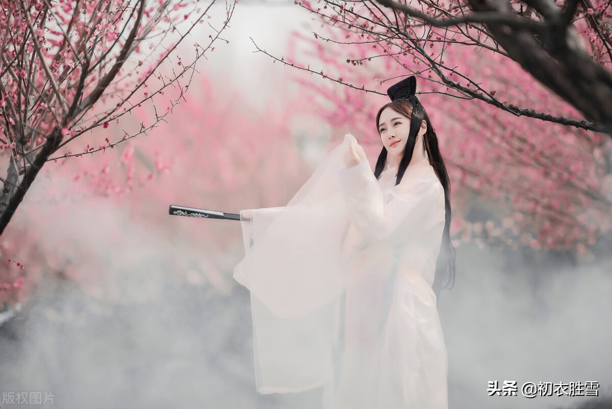 形容2月份的美好句子（赞美二月的诗词）