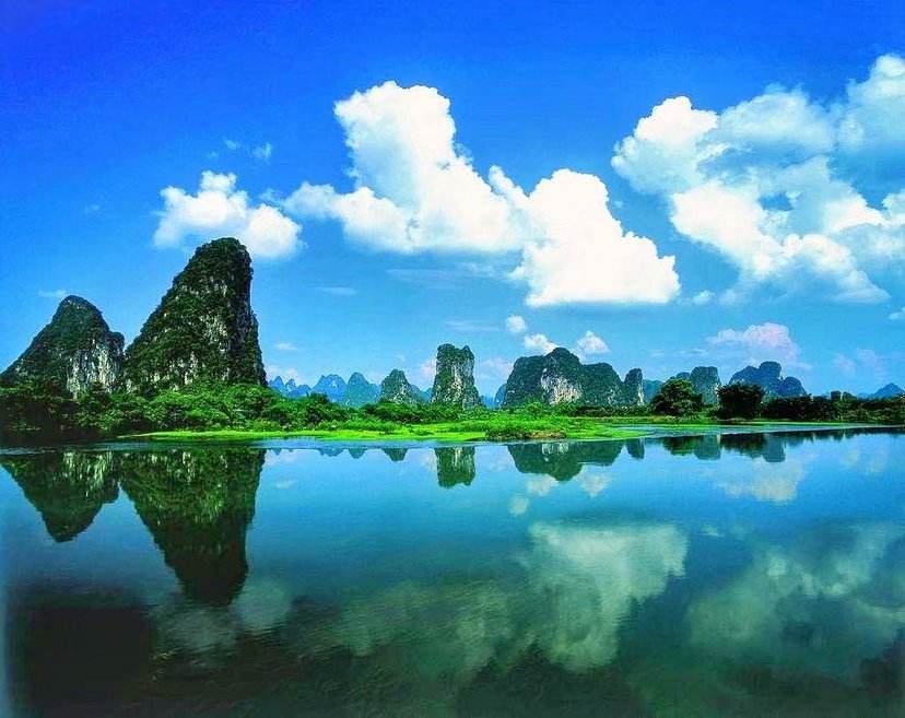 描写桂林山水的诗歌（赞美桂林山水的诗词）