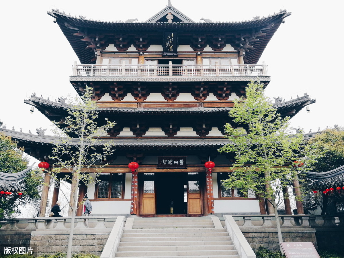 名山大川的诗句有哪些（赞美祖国名山大川的诗句）