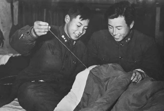 雷锋事迹简介大全（关于雷锋的故事欣赏）