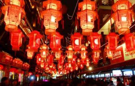 元宵节赏灯是始于什么时期（元宵节赏花灯的由来和寓意）