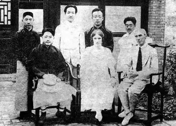 罗素简介及代表作品（罗素最著名的名言）