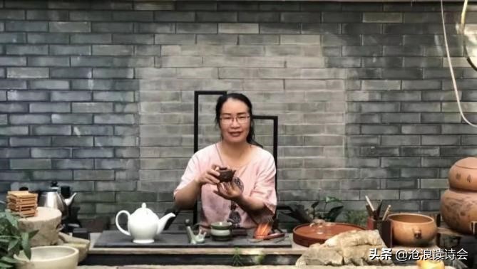 现代诗精选（适合摘抄的短篇现代诗）