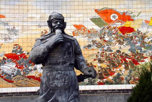 草木皆兵是什么意思（草木皆兵的典故简短）
