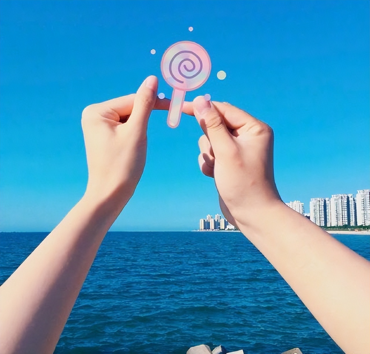 爱的表白经典语句（爱情表白最感动的句子）