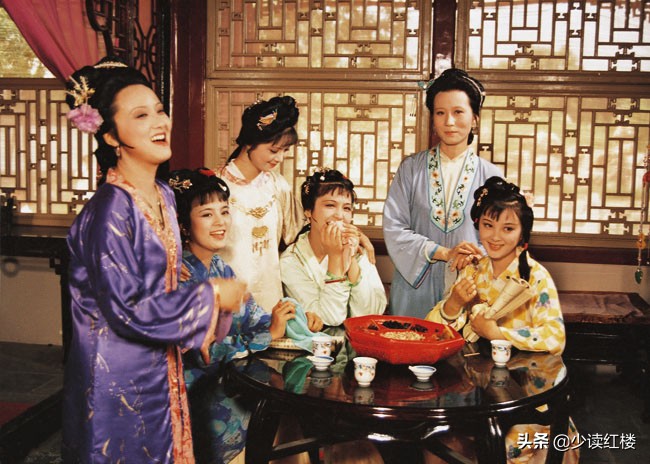 关于红楼梦赏析（红楼梦原文摘抄加赏析）