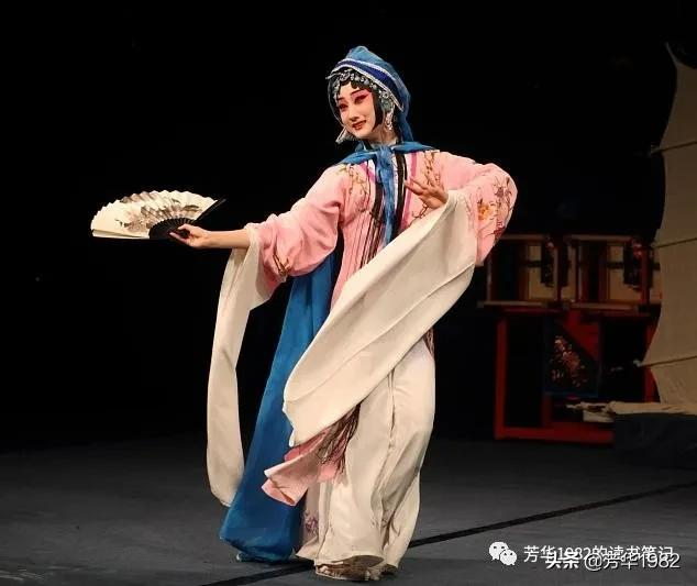 中国戏曲鉴赏论文（戏曲感悟100字）