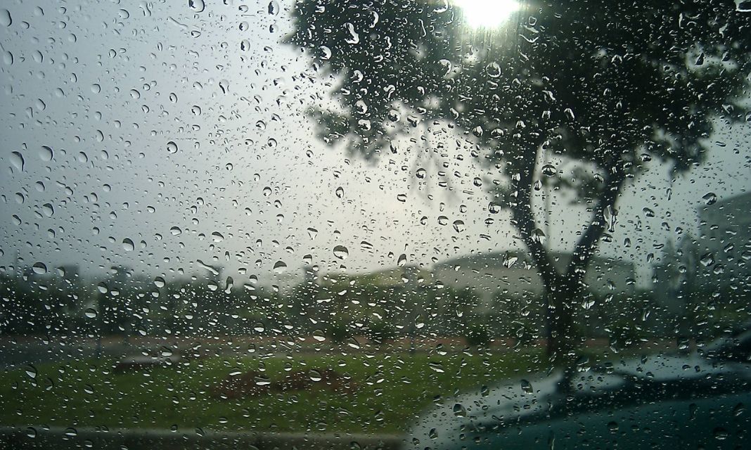 含雨的诗句有哪些（与雨水有关的诗句）